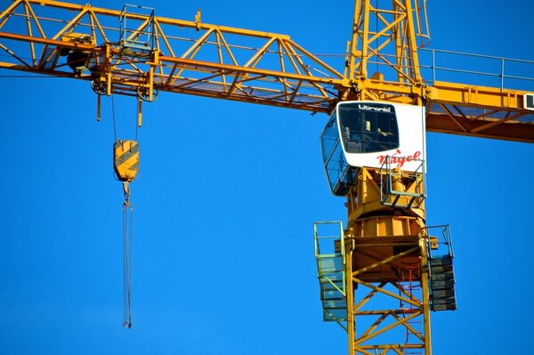 Corso di formazione per gli ADDETTI per gru a torre rotazione in alto o in basso